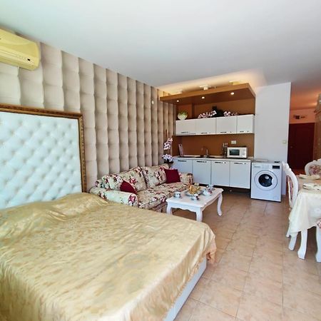 Dom-El Real Apartments In Sea View Complex Светий Влас Екстер'єр фото