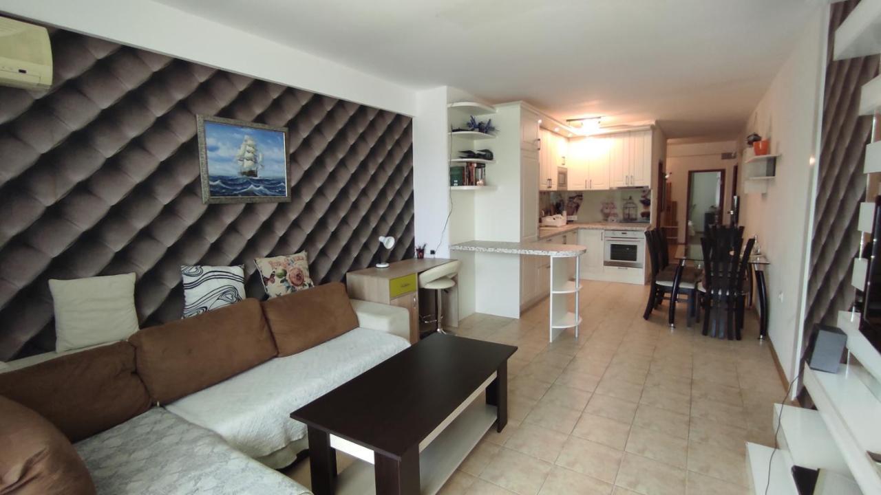 Dom-El Real Apartments In Sea View Complex Светий Влас Екстер'єр фото