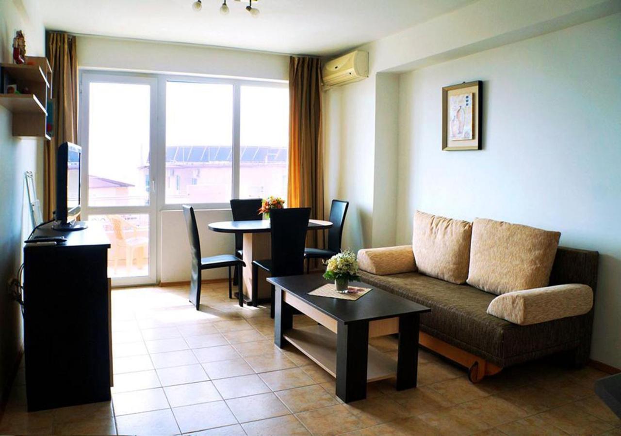 Dom-El Real Apartments In Sea View Complex Светий Влас Екстер'єр фото